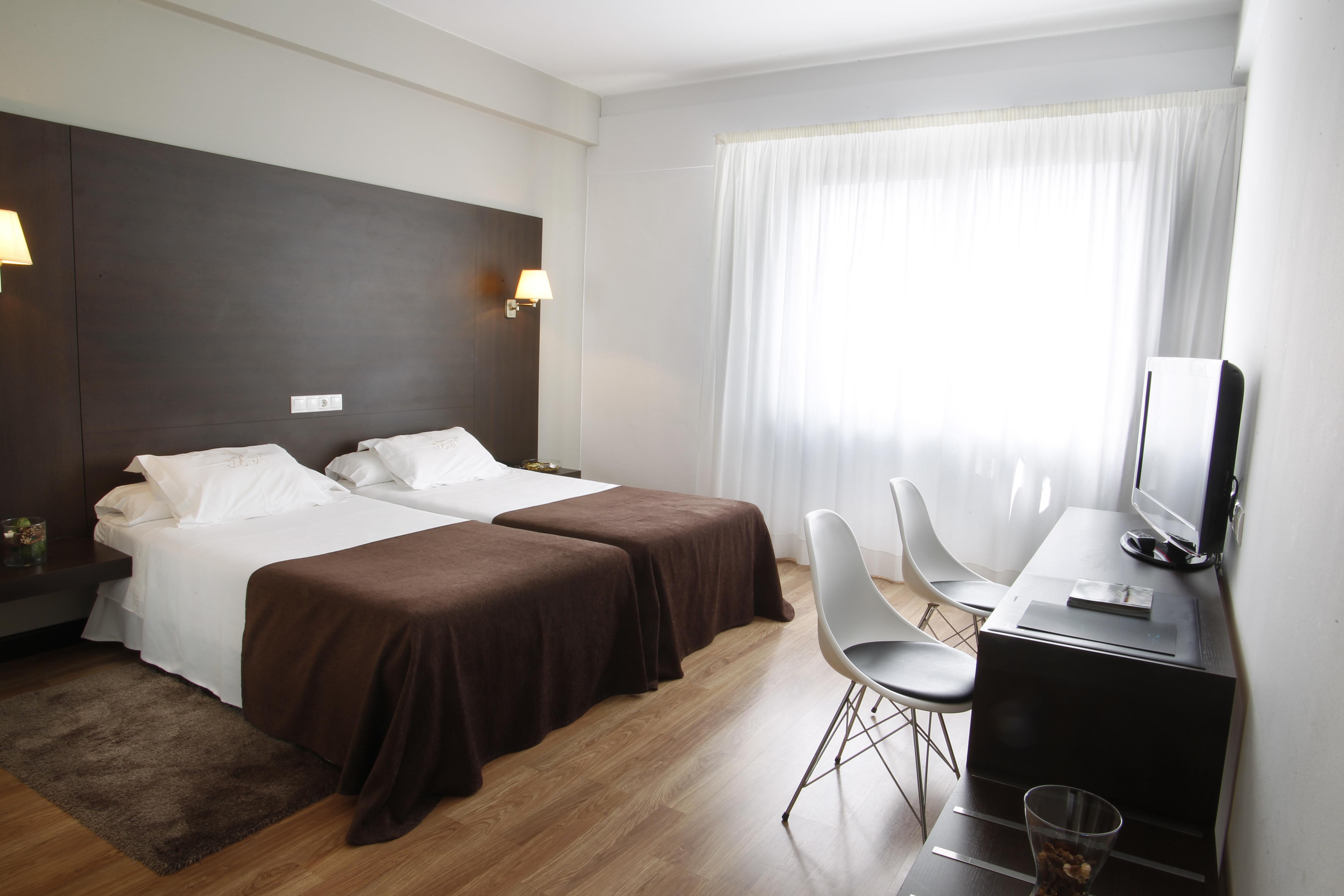 Hotel Mendez Nunez Lugo Ngoại thất bức ảnh