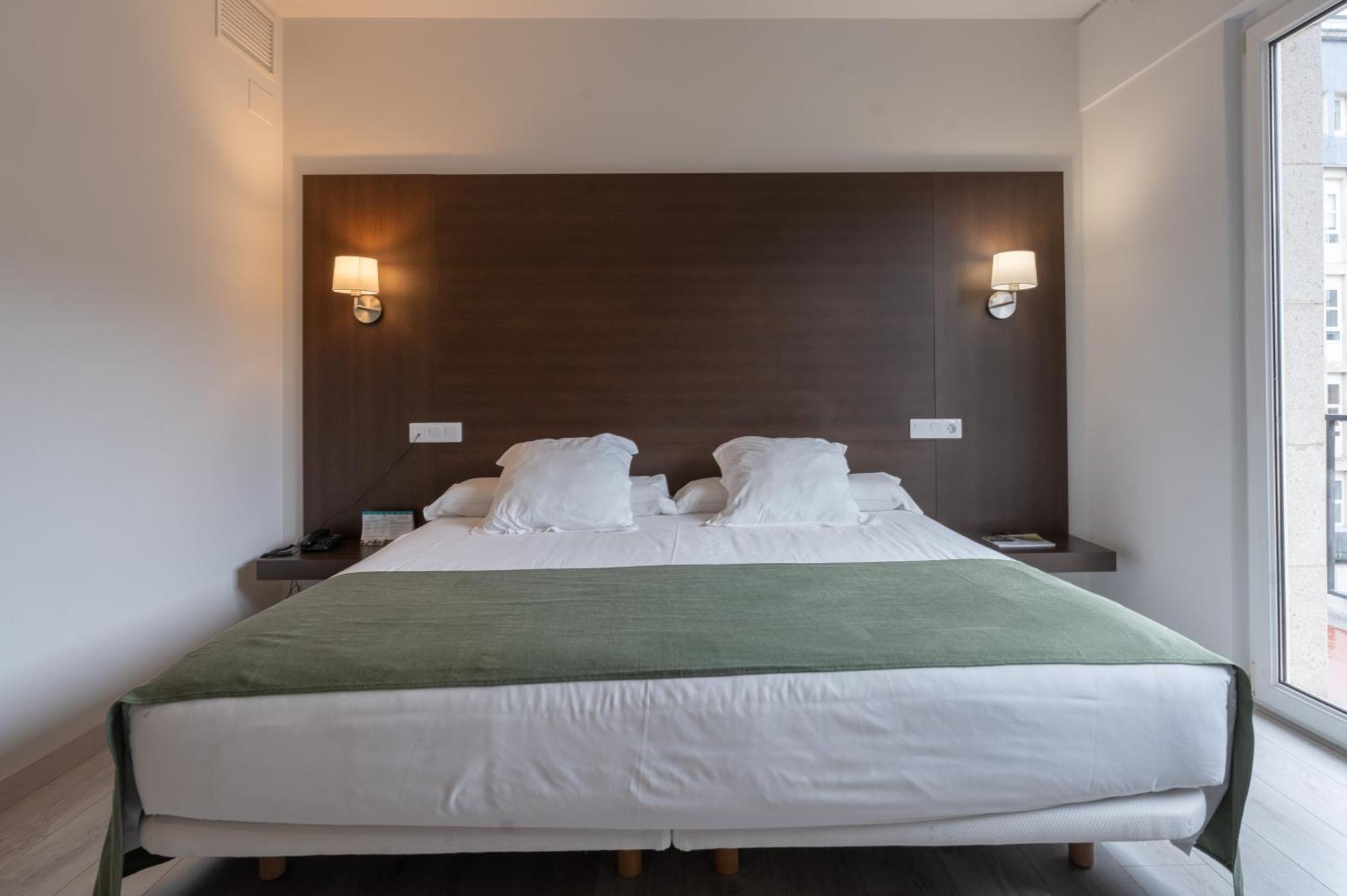Hotel Mendez Nunez Lugo Ngoại thất bức ảnh